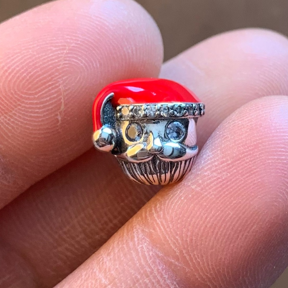 NWOT Red Hat Santa Claus Skull Charm Sterling Silver 925
